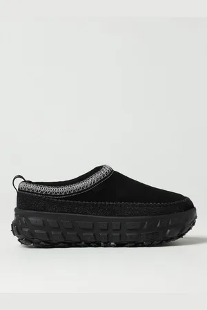 UGG Shoes Men color
