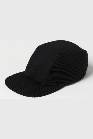 Issey Miyake Hat Men color