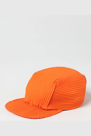 Issey Miyake Hat Men color