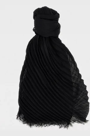 Issey Miyake Scarf Woman color