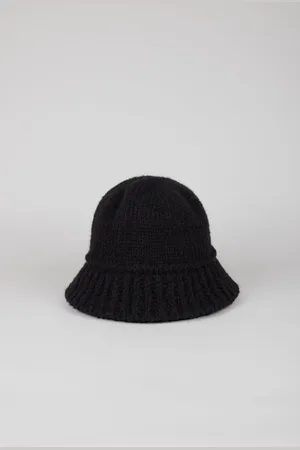 Glassworks London Knit Ribbed Trim Bucket Hat