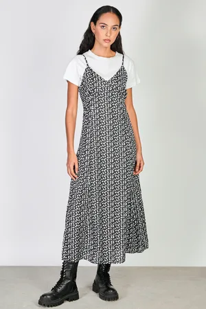 Glassworks London And White Floral Print Maxi Dress