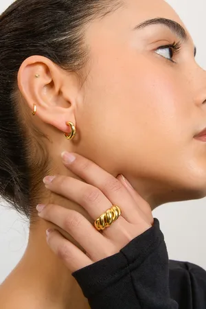 Glassworks London 15mm Thick Inner Triangle Detail Hoop Earrings