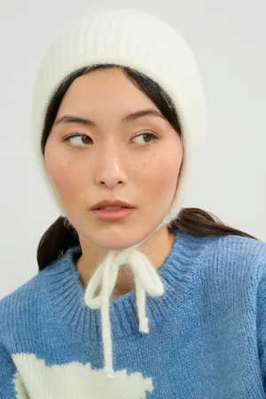 Glassworks London Ivory Angora Ribbed Bonnet