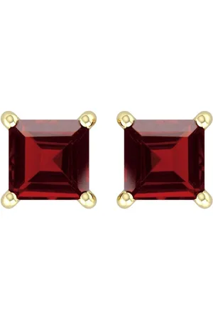 By Request 9ct Yellow Gold 4 Claw Square Garnet 5mm x 5mm Stud Earrings