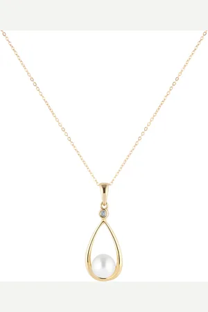 GOLDSMITHS 9ct Yellow Gold 0.01cttw Diamond & Cultured Pearl Pendant