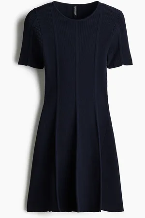 H&M Rib-knit flared-skirt dress