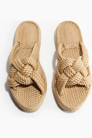 H&M Slides