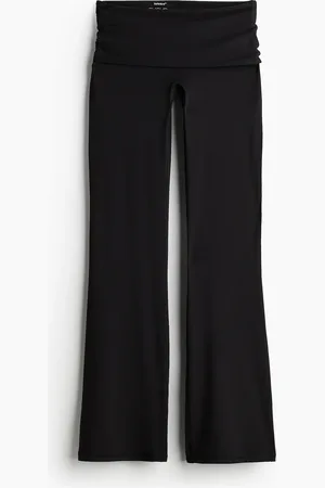 H&M H&M - Flared yoga leggings with SoftMove™