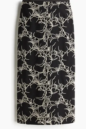 H&M H&M - Embroidered pencil skirt