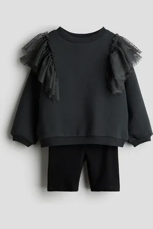H&M H&M - 2-piece sweatshirt and cycling shorts set