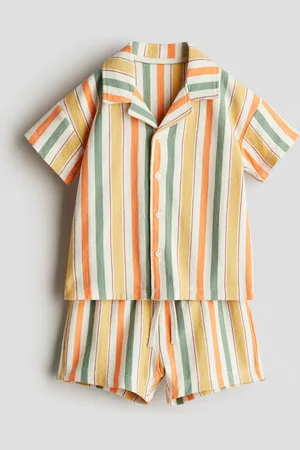 H&M H&M - 2-piece terry resort shirt and shorts set
