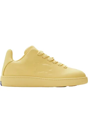 Mens yellow hot sale trainers uk