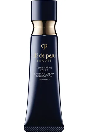 Cle de Peau Beaute Radiant Cream Foundation