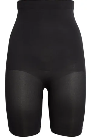 SKIMS Seamless Sculpt Mid-Thigh Shorts