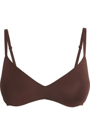SKIMS Wireless Form Push-Up Plunge Bra