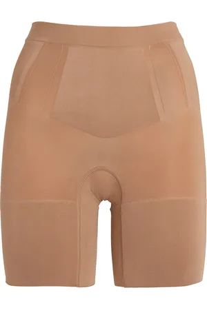 Spanx Sculpt OnCore Mid-Thigh Shorts