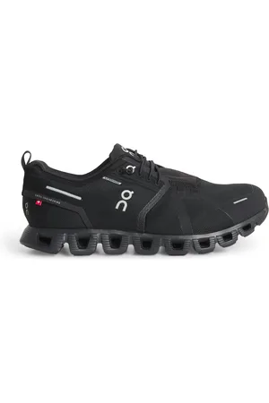 On Running Waterproof Cloud 5 Trainers