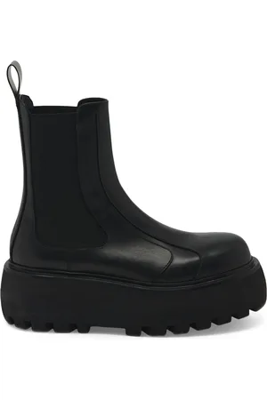 Alexander McQueen Leather Sofa Chelsea Boots