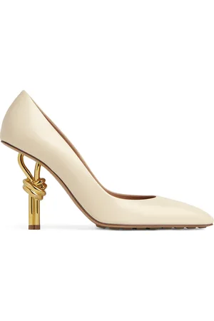 Bottega Veneta Leather Knot Pumps 90