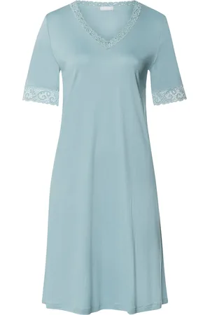 Hanro Lace-Trim Moments Nightdress