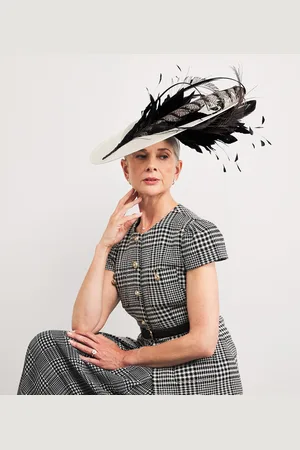 Vivien Sheriff Cosmopolitan Hat Fascinator