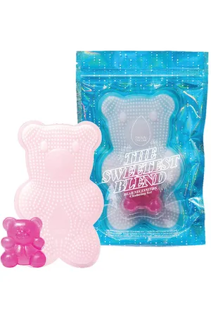 beautyblender The Sweetest Blend Bear Necessities Cleansing