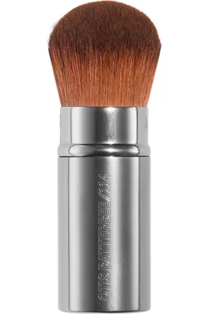 OTIS BATTERBEE Retractable Magic Brush