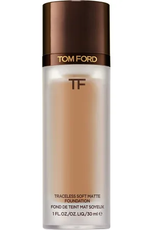 Tom Ford Traceless Soft Matte Foundation Warm Honey 82, Buildable Coverage, Flawless Finish