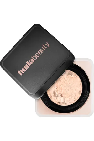 HUDA BEAUTY Easy Bake Loose Powder