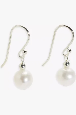 Lido Freshwater Pearl Hook Earrings