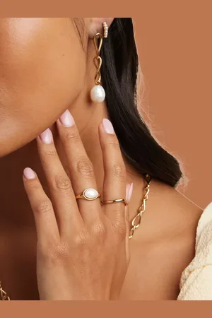 Astrid & Miyu Infinite Pearl Drop Earrings