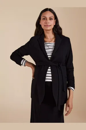 Isabella Oliver Lisbeth Maternity Blazer