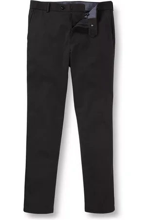 Charles Tyrwhitt Ultimate Non-Iron Chinos