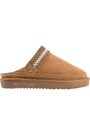 PRETTY YOU Hallie Sheepskin Mule Slippers, Beige