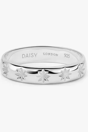 Daisy London Star Engraved Band Ring