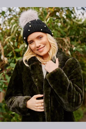 Yumi Pearl Embellished Hat