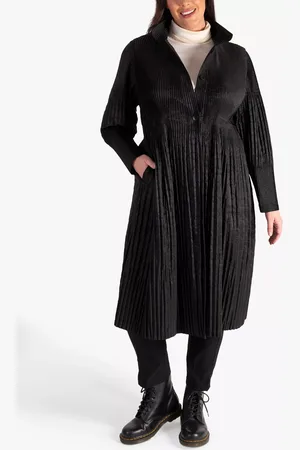 Chesca Lightweight Quilt Pleated Long Coat