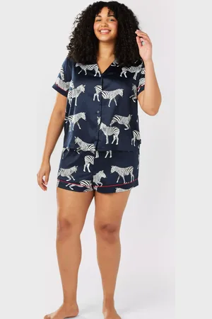 Chelsea Peers Curve Zebra Short Shirt Satin Pyjama Set