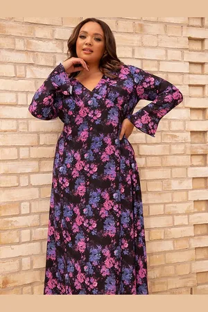Chi Chi London Curve Floral V-neck Dress