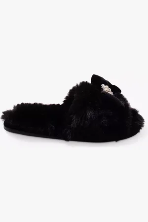 PRETTY YOU Anya Faux Fur Slippers