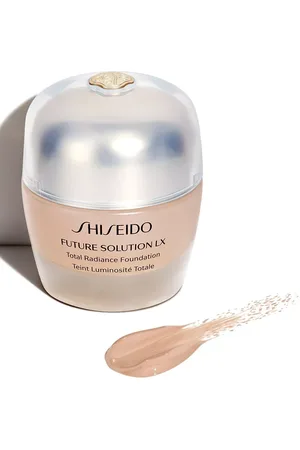 Shiseido Future Solution Radiance Foundation LX