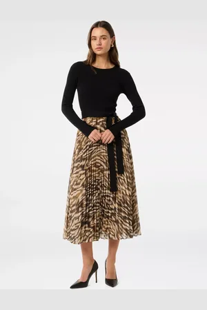 Forever New Bree Print Hem Knit Dress