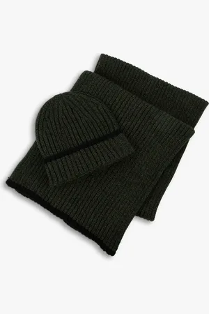 Totes Knitted Beanie Hat and Scarf Set
