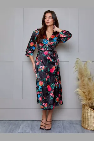 Chi Chi London Plus Size Floral Wrap Dress