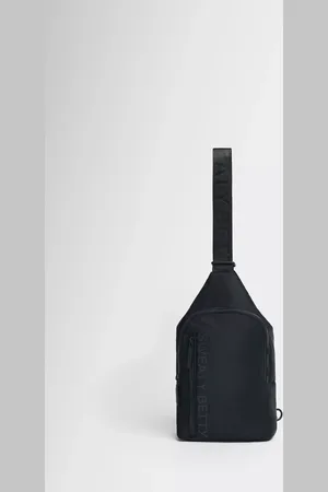 Sweaty Betty Motion Sling Bag
