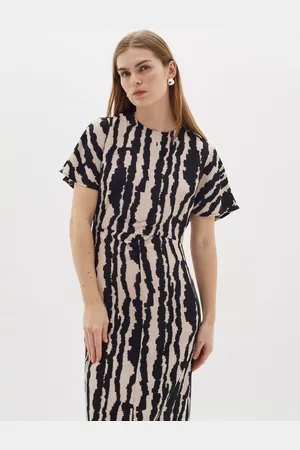 INWEAR Xeenia Abstract Stripe Straight Maxi Dress