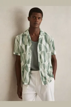 Reiss Taro Abstract Relaxed Fit Short Sleeve Shirt