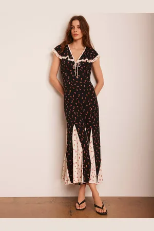 mint&berry Strawberry Print Maxi Dress