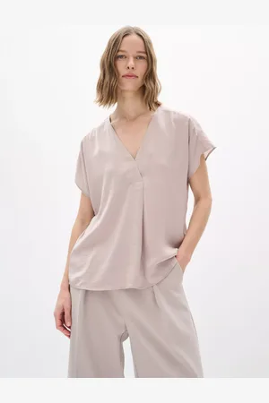 INWEAR Rinda V-Neck Top